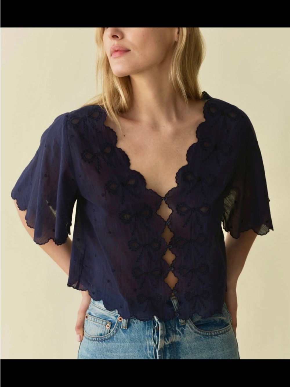 Doen Kacy Top Size XXS Navy Embroidered Scallop-Edge Blouse